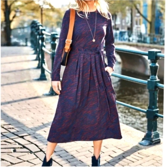 Lydia Dress in Teal Chevron - Picture 4 of 8